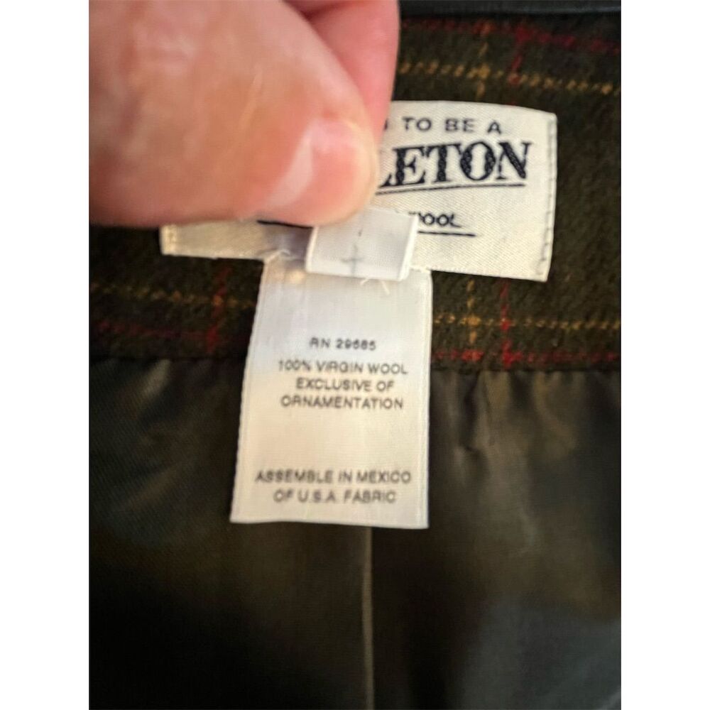 Pendleton Women's Petite Green Plaid Blazer Jacket Size 14 Button Front - Picture 4 of 7